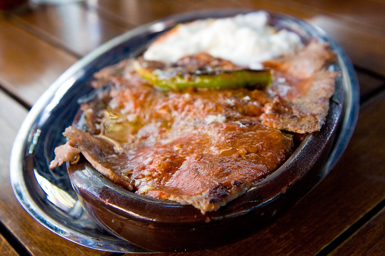 İskender kebap servis örneği