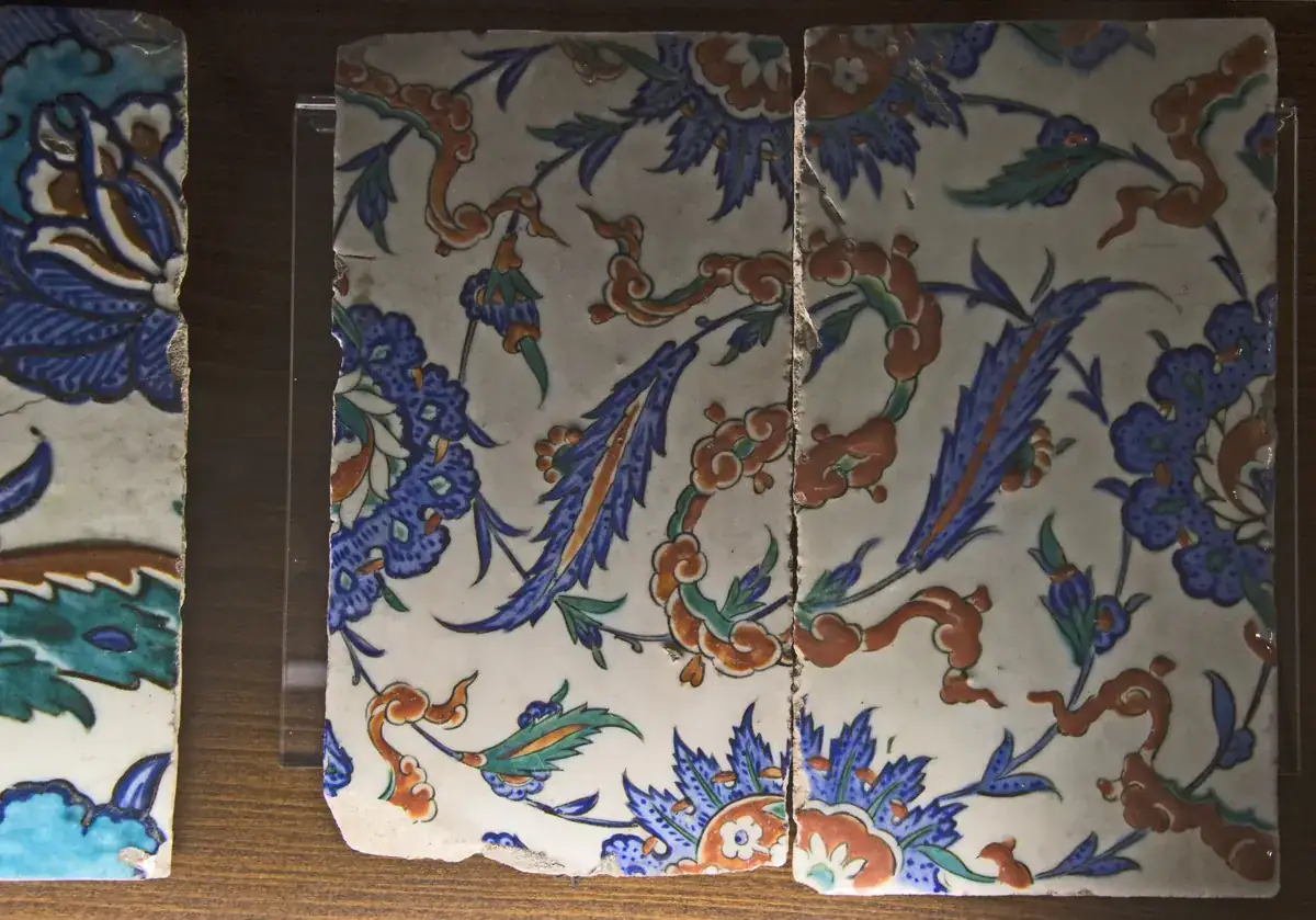 Kütahya Çini Müzesi: Desenleri Okuyarak Bir Kültür Gezisi